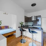 Great Apartment In The Hype Neighborhood